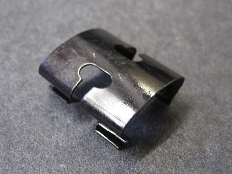 volvo-1207438 Clips til montering af forlygteglas volvo 240 260 - Billede 1