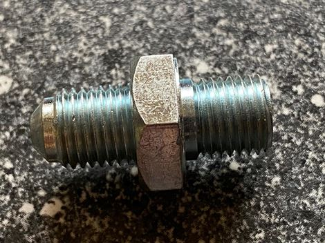 volvo-20190279 Nippel 3/16" til hovedbremsecylinder 1-kreds 653094, volvo Amazon - Billede 1