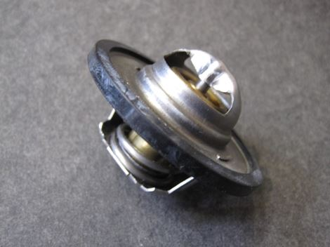volvo-203344616 termostat volvo 440 460 480 - 92 grader - Billede 1