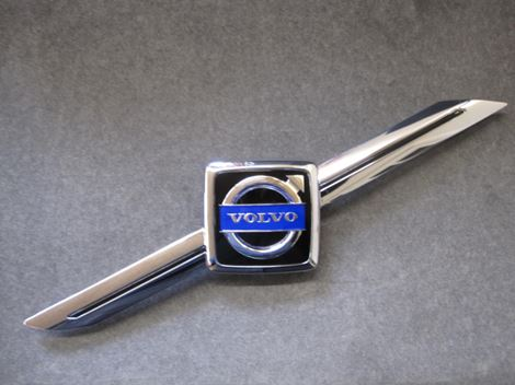 volvo-209190778 Emblem foran volvo S70 V70 S60 1997-04 - Billede 1
