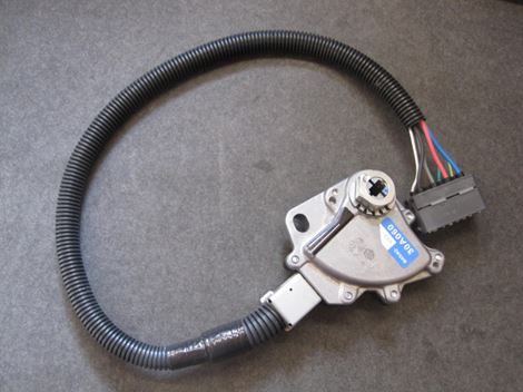volvo-209466013 pnp kontakt til AW30-40/43 le automatgear 900/V90 - Billede 1