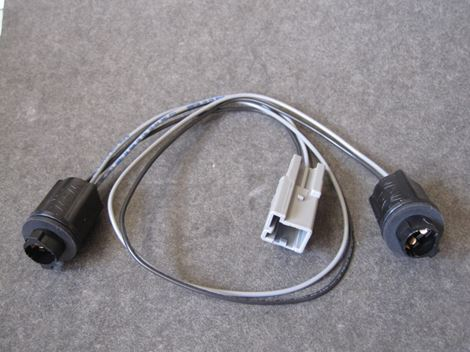 volvo-209483494 Fatninger med ledning nummerplade lys volvo V70/XC XC90 03-06 - Billede 1