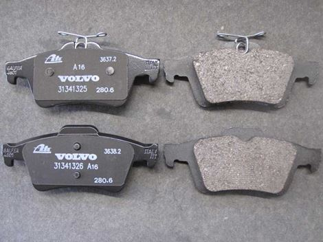 volvo-31341327 Bremseklodser bag 32373165, Volvo V40/V40 XC 2013-, original - Billede 1