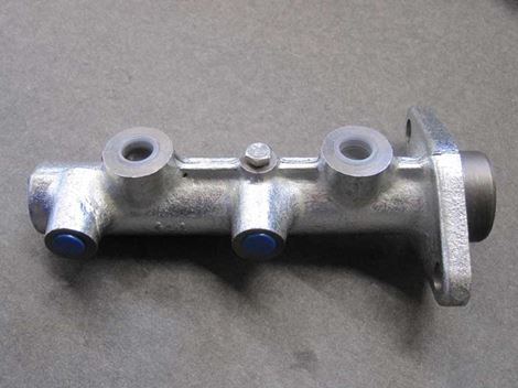 volvo-813027100 Hovedbremsecylinder volvo 140 Amazon, 2-kreds - Billede 1