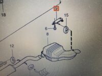 Ophængskonsol udstødning højre 9186405, Volvo S60/S80/V70 - Billede 3