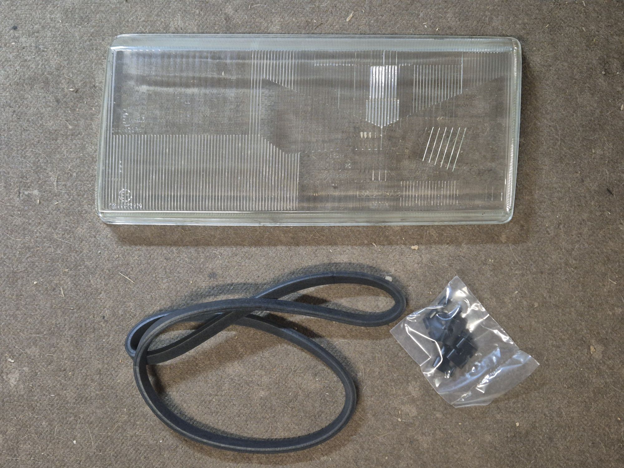 wp-17725453197522792584327505752004.jpg forlygteglas venstre volvo 760, 1988-89 - Billede 1