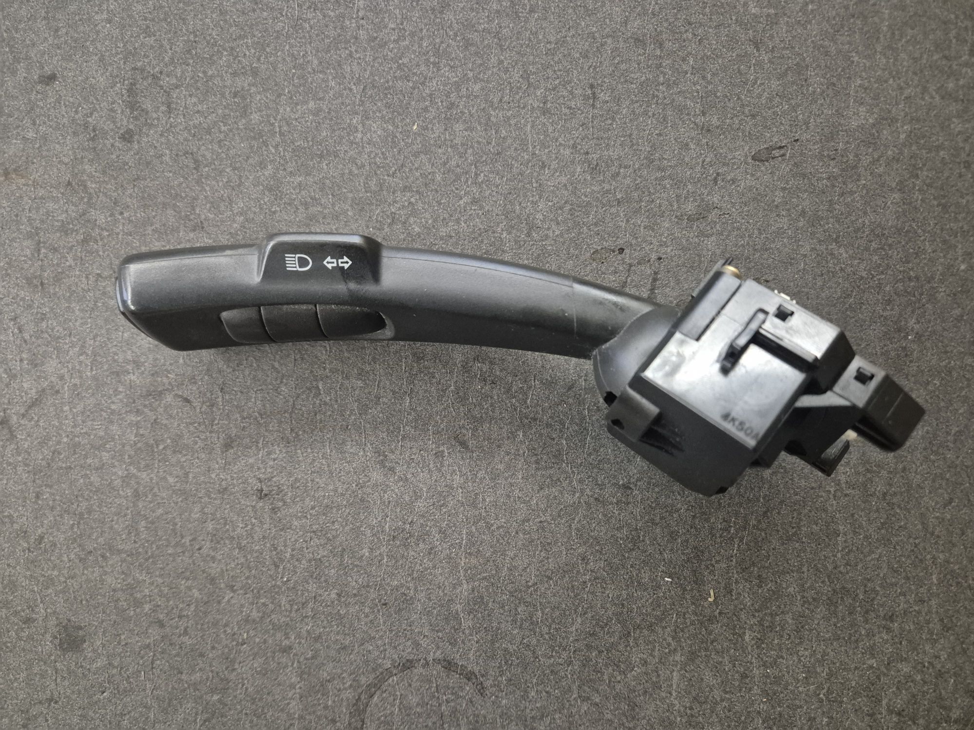 wp-17732375535288035797849249781418.jpg Blinklyskontakt / ratstammekontakt, brugt (uden kørecomputer), Volvo C30, S40, V50 (2004-) - Billede 1